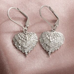 NEW Sterling silver Heart Earrings